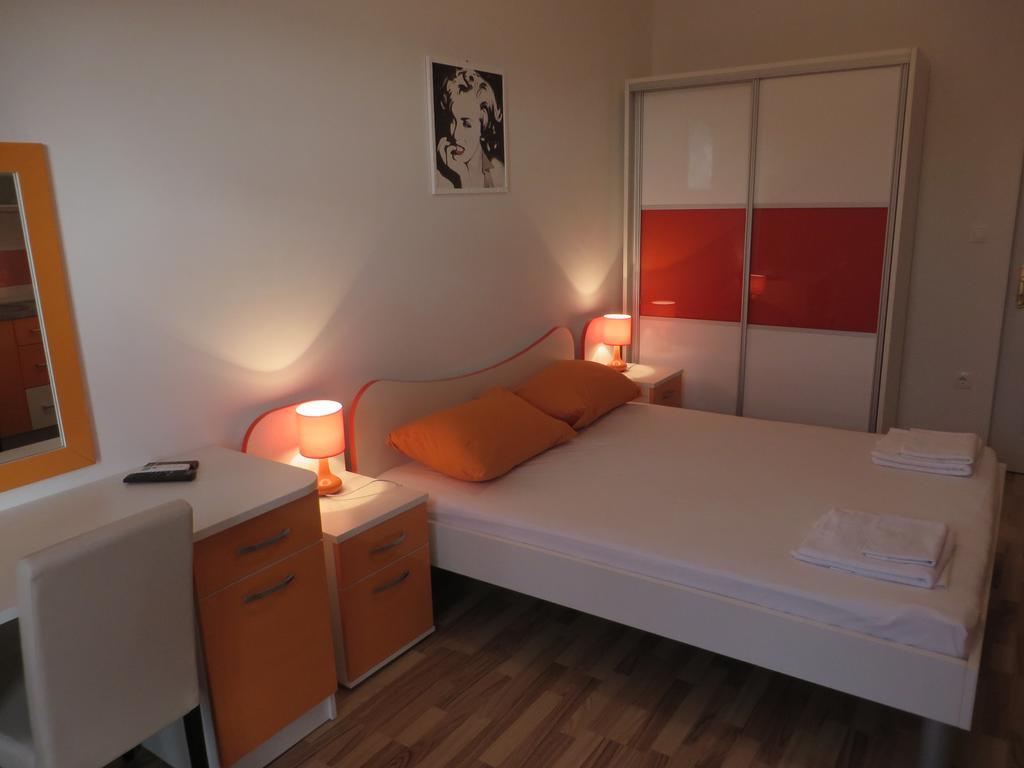 Apartments Petar Hvar Town Zimmer foto