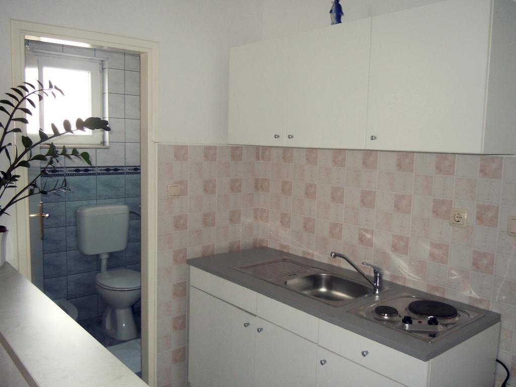 Apartments Petar Hvar Town Zimmer foto